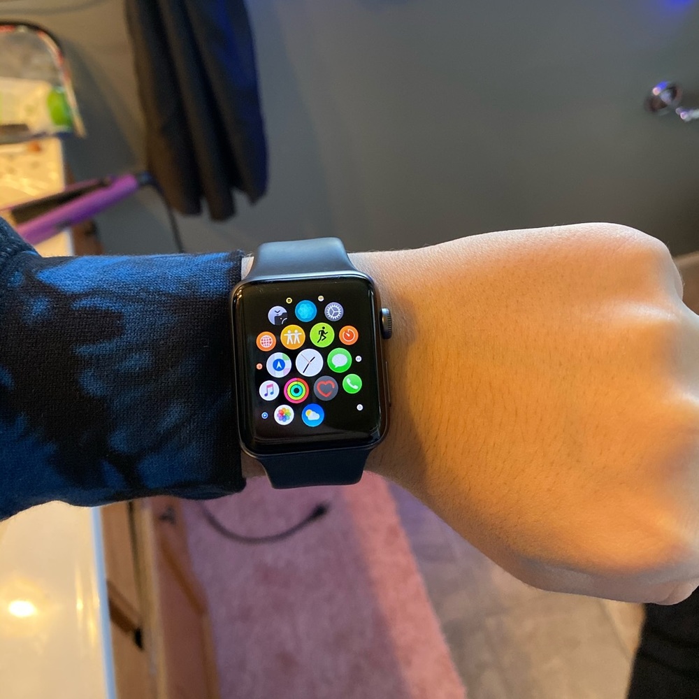 APPLE WATCH SERIES 3 - 42mm with GPS